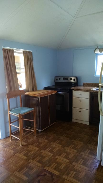 1 Beige Cozy Bungalow Or 1 White Cozy Efficiency Cottage In Titusville Exteriör bild